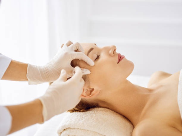 Boost Your Appearance and Confidence with Professional Cosmetic Clinics